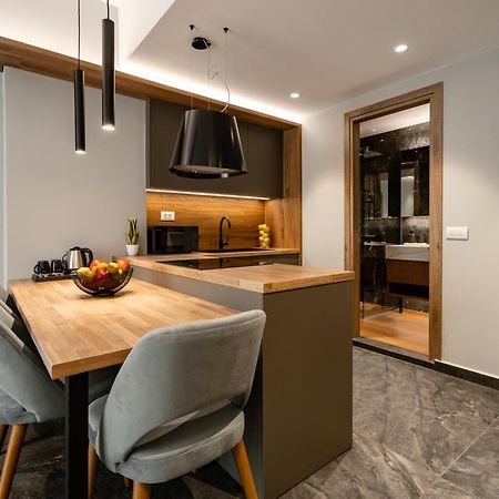 Omikron Luxury Residences Héraklion Extérieur photo